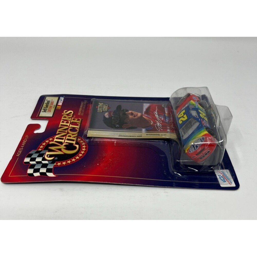 Jeff Gordon 1999 Winners Circle Dupont NASCAR 1:64 Scale Diecast #24 - Picture 5 of 7